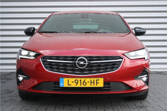 Opel Insignia GRAND SPORT 2.0 TURBO 200PK ULTIMATE AUTOMAAT // NAVI / LEDER / CLIMA / AGR / PDC / CAMERA / HUD / 20" LMV / BOSE / KEYLESS / LE