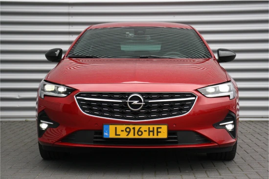 Opel Insignia GRAND SPORT 2.0 TURBO 200PK ULTIMATE AUTOMAAT / NAVI / LEDER / CLIMA / AGR / PDC / CAMERA / HUD / 20" LMV / BOSE / KEYLESS / LED