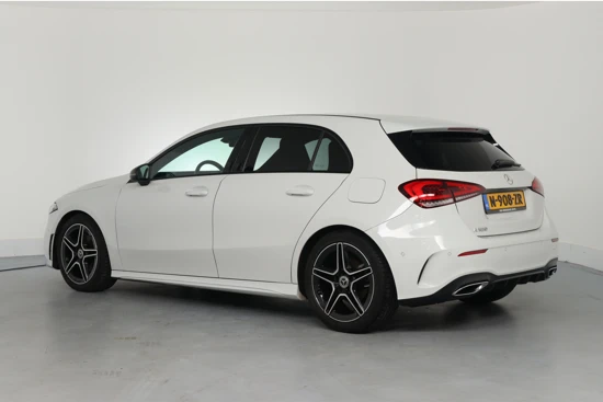 Mercedes-Benz A-Klasse 180 Business Solution AMG | Ambient Lighting | Wide Screen | LED | Sportstoel | Camera | Stoelverwarming | Clima | Navi | 18'' L