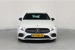 Mercedes-Benz A-Klasse 180 Business Solution AMG | Sfeerverlichting | Wide Screen | LED | Sportstoel | Camera | Stoelverwarming | Clima | Navi | 18'' L