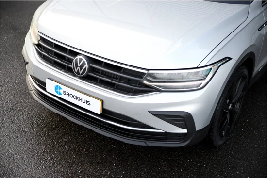 Volkswagen Tiguan 1.5 TSI Aut 150 Pk Life Business | Winterpakket | 19" LM | Navigatie | Carplay | All-Seasonbanden |