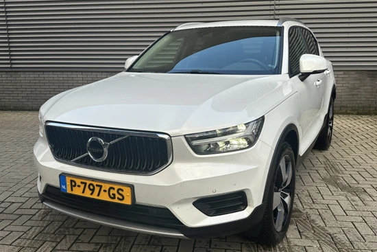 Volvo XC40 T2 MOMENTUM BUSINESS | INTELLISAFE | 19" | GETINT GLAS | PDC V+A | PDC CAMERA |