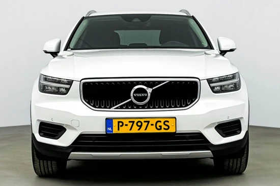 Volvo XC40 T2 MOMENTUM BUSINESS