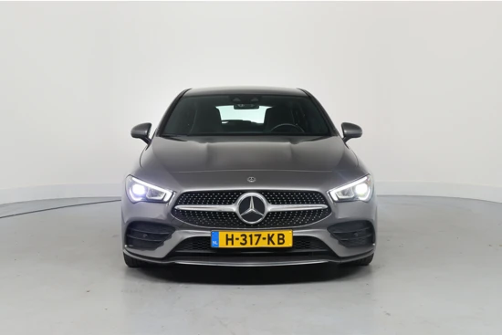 Mercedes-Benz CLA-Klasse Shooting Brake 180 Business Solution AMG | Sfeerverlichting | Wide-Screen | LED | Sportstoelen | Keyless | Stoelverwarming | Cli