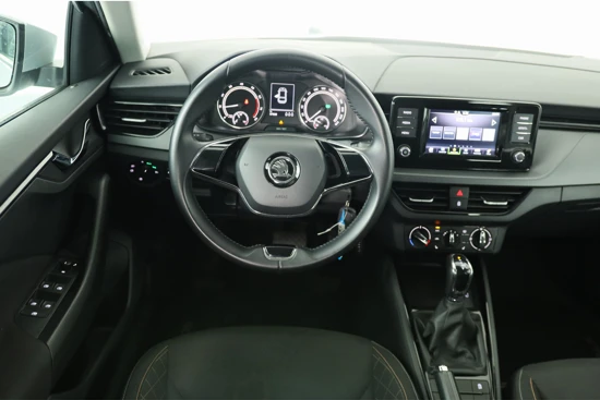 Škoda Scala 1.5 TSI Sport Business Automaat | Stoelverwarming | Airco | Navi By App | LED | Parkeersensoren | Lichtmetalen Velgen | Cruise