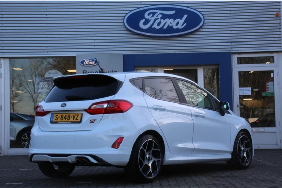 Ford Fiesta 1.5EB ST-3 200PK | DEALER OH! | RECARO | APPLE CARPLAY & ANDROID AUTO | CLIMA | CRUISE | PARK SENS | 18' LM. VELGEN | PRACHTIGE