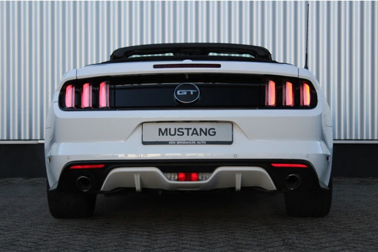 Ford Mustang Convertible 5.0 V8 GT | Compleet! | Dealeronderhouden! | Unieke auto! | Alarmsysteem | Custom Pack |