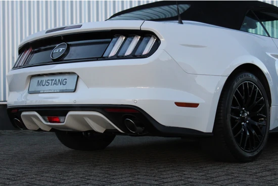 Ford Mustang Convertible 5.0 V8 GT | Compleet! | Dealeronderhouden! | Unieke auto! | Alarmsysteem | Custom Pack |