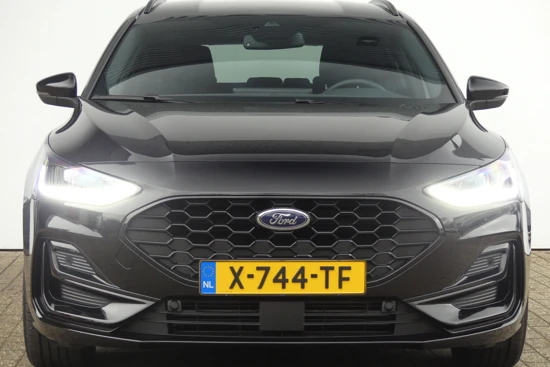 Ford Focus Wagon 1.0 EcoBoost Hybrid 155PK ST-Line X Automaat | ADAPTIVE CRUISE | DODEHOEKDETECTIE | STOEL+STUURVERWARMING | CAMERA |