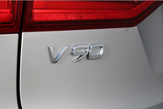 Volvo V90 T4 190pk Momentum AUT.