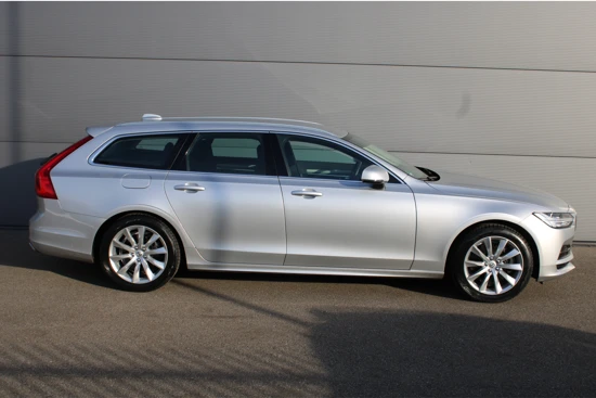 Volvo V90 T4 190pk Momentum AUT.