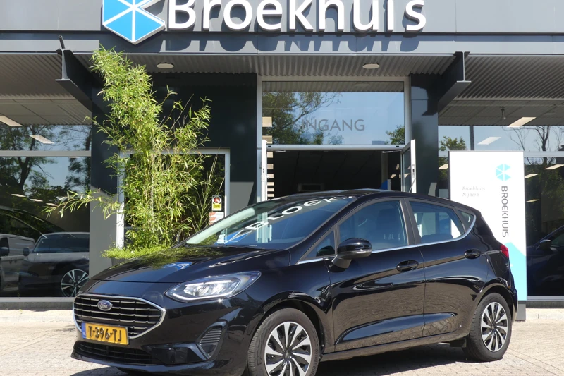 Ford Fiesta 1.0 EcoBoost Hybrid 125PK Titanium | KEYLESS ENTRY/START | STOEL+STUURVERWARMING |