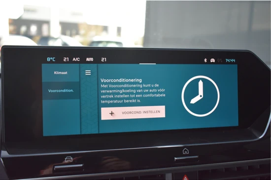 Citroën Ë-C4 Feel Pack 50 kWh 3 Fase DEMO-DEAL | €2000 SUBSIDIE! | Navigatie Pro | Stuur/Stoelverwarming | Half-Leder | Voorruitverwarming |