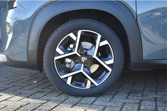 Citroën C3 Aircross 1.2 PureTech Shine Pack 110pk DEMO-DEAL! | Schuif-/Kanteldak | Leder | Stoelverwarming | Climate Control | Achteruitrijcamera |