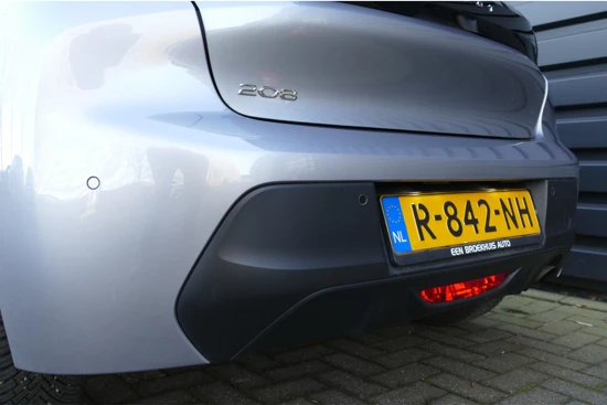 Peugeot 208 1.2 PURETECH 75PK 5-DRS ACTIVE PACK / NAVI / LED / AIRCO / PDC / 16" LMV / BLUETOOTH / CRUISECONTROL / 1E EIGENAAR / NIEUWSTAAT