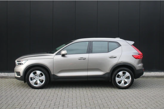 Volvo XC40 T3 GT Business Pro | Panoramadak | Trekhaak | Adaptieve cruise | BLIS | Keyless