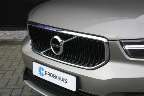 Volvo XC40 T3 GT Business Pro | Panoramadak | Trekhaak | Adaptieve cruise | BLIS | Keyless