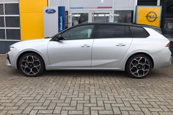 Opel Astra Sports Tourer 1.2 130PK Turbo GS Line NIEUW | CAMERA| LED| AGR COMFORTSTOELEN| NAVIGATIE PRO| 18'' VELGEN|