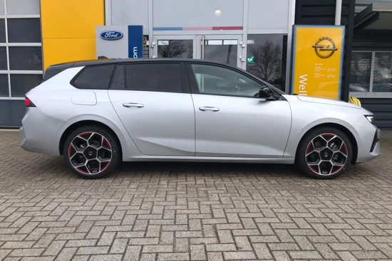 Opel Astra Sports Tourer 1.2 130PK Turbo GS Line NIEUW | CAMERA| LED| AGR COMFORTSTOELEN| NAVIGATIE PRO| 18'' VELGEN|