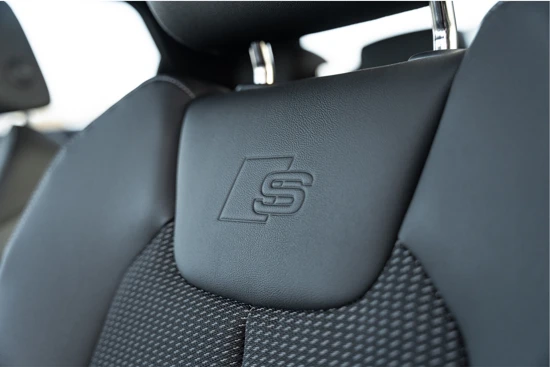 Audi A1 Sportback 30 TFSI S edition | S-tronic | 18 inch | Adaptive cruise | Climate control |