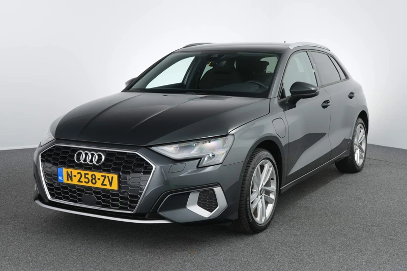 Audi A3 Sportback 45 TFSI e S edition Competition