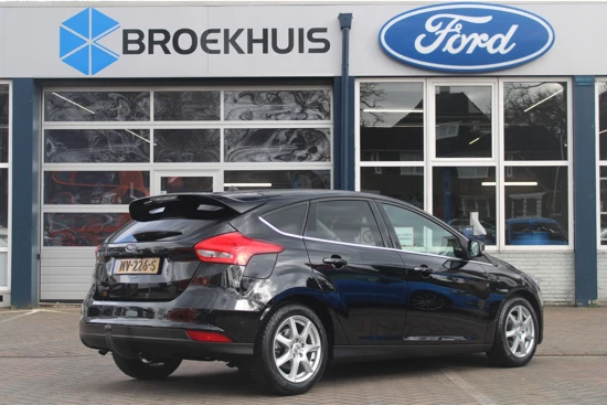 Ford Focus 1.0EB 125PK TITANIUM | VOL! | SCHUIF KANTEL DAK | XENON | STOELVERWARMING | TREKHAAK | BLIS | APPLE CARPLAY | CLIMATE CONTROL |