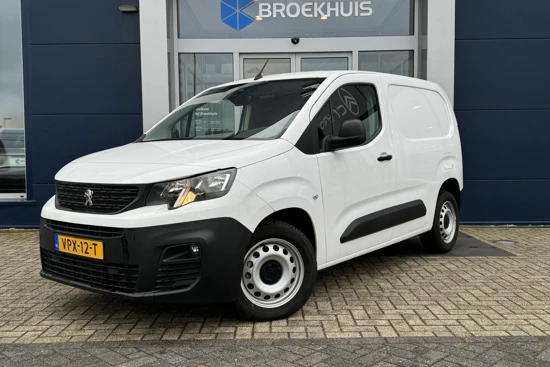 Peugeot Partner 1.5 100 pk Premium | Navigatie | Trekhaak | Airco | Cruise | Houten Laadvloer | Schuifdeur Rechts |