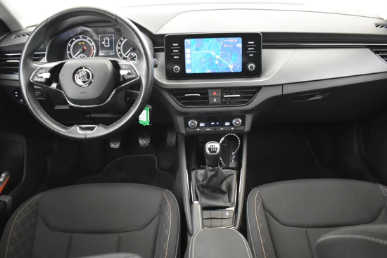 Škoda Scala 1.0 TSI 111pk Ambition | 100%dealeronderhouden | Cruise control | App conncect | Dab radio | Privacy glass | Parkeersensoren ach