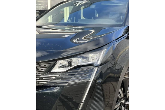 Peugeot 3008 1.6 HYbrid 225PK GT Black Pack Business | Navigatie | El stoelen, verwarmd, memory en Massage | Draadloos telefoonlader |