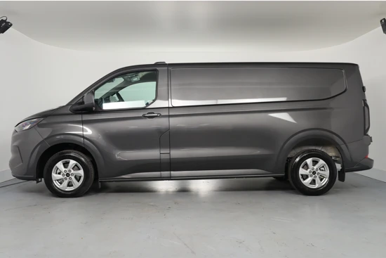 Ford Transit Custom 320 2.0 TDCI L2H1 Limited Automaat | Direct Leverbaar! | Trekhaak | LED | Camera | Clima | Keyless | Stoelverwarming | Cruise |