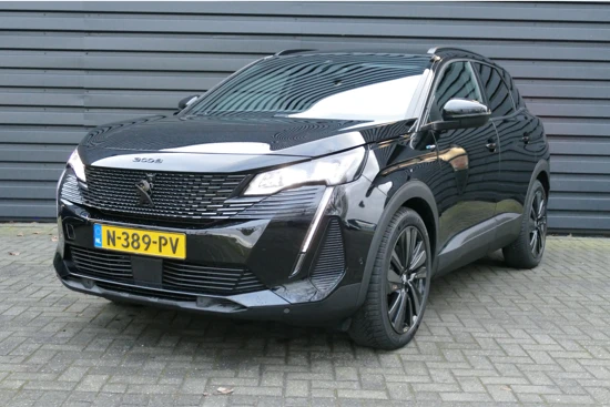 Peugeot 3008 1.6 HYBRID 225PK GT PACK AUTOMAAT / NAVI / ALCANTARA / CLIMA / PDC / 19" LMV / CAMERA / 7,4 KW CHARGER / KEYLESS / FULL-LED / WI