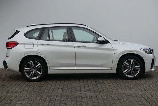 BMW X1 xDrive25e Executive M-Sport | AFN. TREKHAAK | ELEKTRISCHE ACHTERKLEP | 18'' LMV |