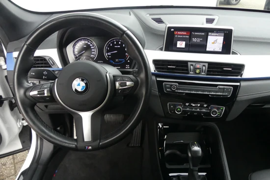 BMW X1 xDrive25e Executive M-Sport | AFN. TREKHAAK | ELEKTRISCHE ACHTERKLEP | 18'' LMV |