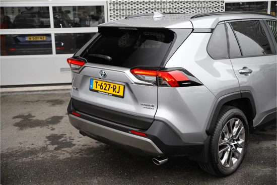 Toyota RAV4 2.5 Hybrid 222pk AWD AUTOMAAT Executive | Adaptive Cruise Control | 360* camera | Parkeersensoren v+a | Navigatie | LED dagrijve