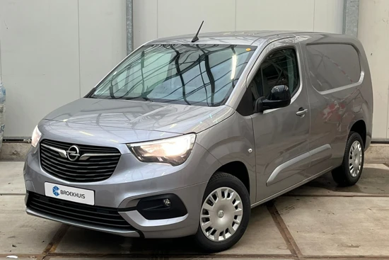 Opel Combo 1.5D 130 PK L2H1 | Camera | Navi by app | Cruise control | PDC | Bluetooth | DAB+ |