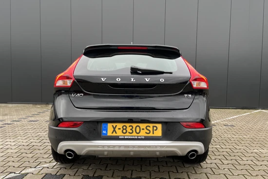 Volvo V40 Cross Country T3 Automaat Edition+ | Standkachel | Stoelverwarming | Navigatie