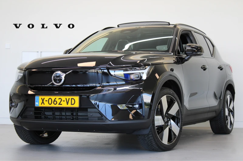 Volvo XC40 Twin 408PK Ultimate | Getint Glas | Pixel LED | Panoramadak | 20" | Nubuck Interieur | Elektr Stoelen