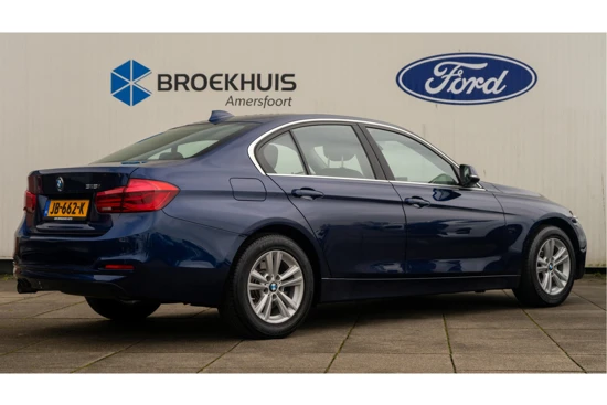 BMW 3 Serie EXECUTIVE 318i 136pk AUTOMAAT l NAVIGATIE l ALS NIEUW