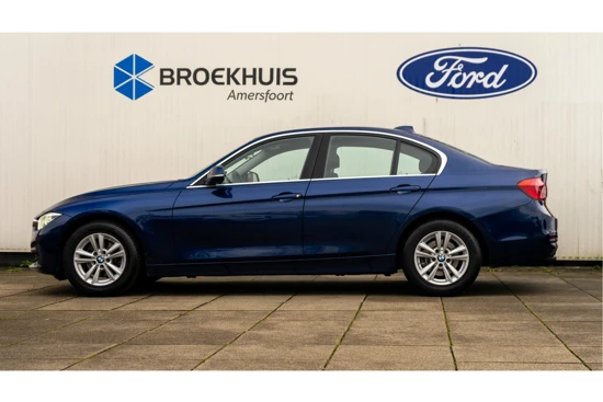 BMW 3-Serie EXECUTIVE 318i 136pk AUTOMAAT l NAVIGATIE l ALS NIEUW