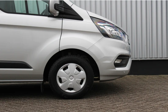 Ford Transit Custom 300 2.0 TDCI L2H1 Trend | Navigatie | Trekhaak | Imperiaal | Voorruitverwarming |