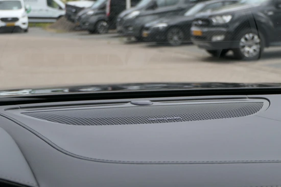Volvo V90 B4 Inscription | Head-up display | Panoramadak | Harman/Kardon | 360° Camera | Memory-seats | Trekhaak