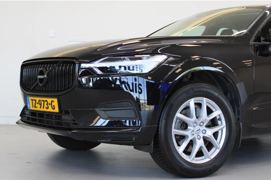 Volvo XC60 T5 250PK Momentum | Trekhaak | Standkachel | Pilot Assist | Achterbank verwarming