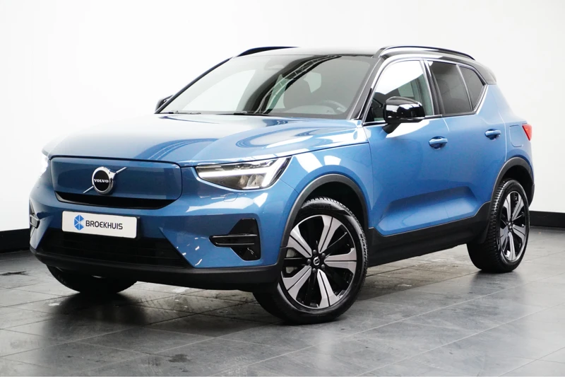 Volvo XC40 Recharge Core 70 kWh | Climate Pack | Getint glas | Trekhaak |