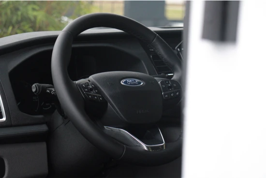 Ford E-Transit 425 L4H1 Trend 68 kWh | Achteruitrijcamera | Stoelverwarming | Apple CarPlay/Android Auto | Adaptieve Cruise Control