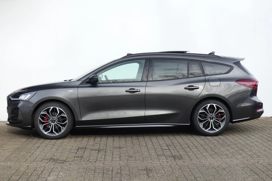 Ford Focus Wagon 1.0 EcoBoost 125PK Hybrid ST Line X | Panoramadak | Adapt cruise | Dode hoek detectie | 18"LMV | Winterpack | Kleur: Magne