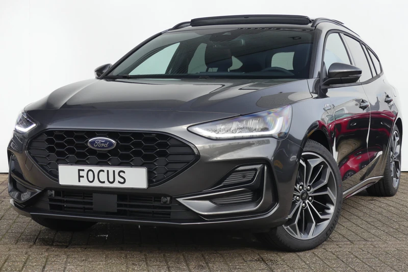 Ford Focus Wagon 1.0 EcoBoost 125PK Hybrid ST Line X | Panoramadak | Adapt cruise | Dode hoek detectie | 18"LMV | Winterpack | Kleur: Magne