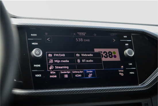 Volkswagen T-Cross 1.0 TSI Life | Climate control | Cruise control | Parkeersensoren