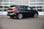 BMW 2 Serie Active Tourer 220i Luxury | Leder interieur | Stoelverwarming | Navigatie | Camera | etc.