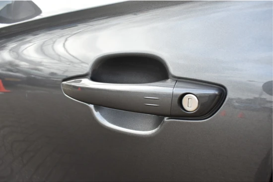 Opel Crossland X 1.2 Turbo Innovation+ 110pk | Trekhaak | AGR-Comfortstoelen | Navigatie | Climate Control | Full-LED | Keyless-Entry | 16"LMV |