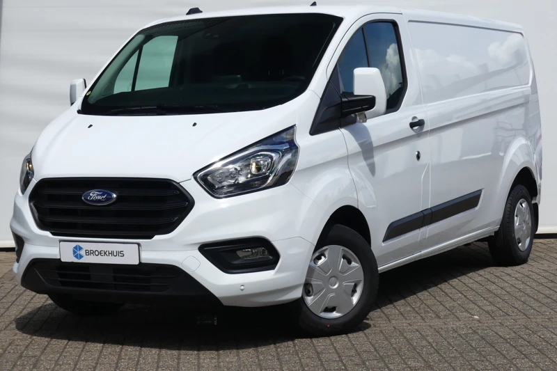 Ford Transit Custom Transit Custom 320 2.0 TDCI 130PK L2H1 Trend | All Season banden | Navigatie | Trekhaak | Pass. Airbag | Ruiten ach